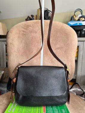 FOSSIL Classic Black Leather Crossbody Bag with Brown Strap Good Condition